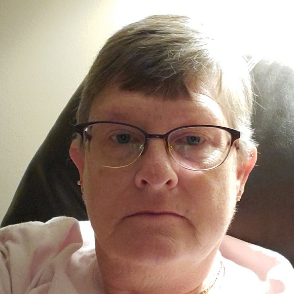 Meet your Posher, Kitty - Picture 1 of 1